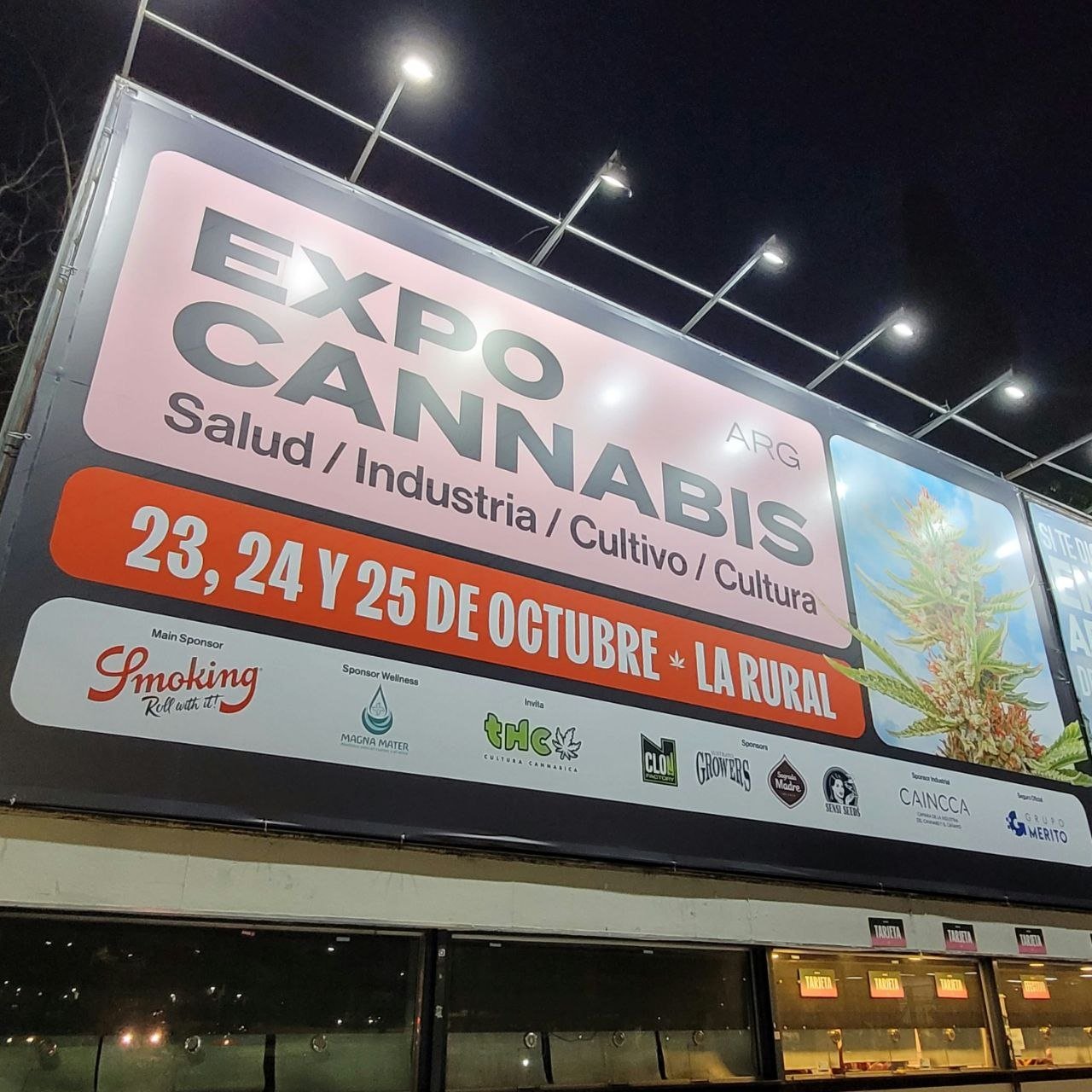 Cartel de ingreso de la Expo Cannabis en La Rural, con las fechas 23, 24 y 25 de octubre